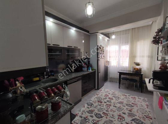 Satılık Daire Yaşar Emlaktan