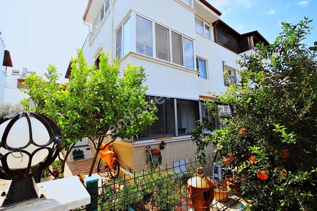 Gümüşden Şahane Bahçeli Site İçerisinde Dağ Manzaralı 3+1triplex