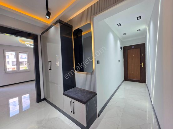 Vahdet'ten Altınkum'da Denize 50 Mt Harika Konum Lüx 2+1 Satılık