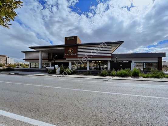 Ennteras Avmde 118+250 M² Tam Orta Konumda Satılık Dükkan