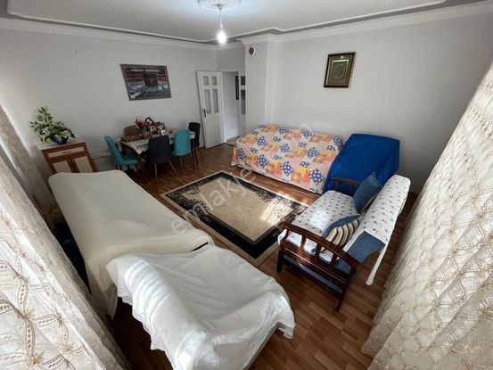 Topçu Mah Sinde Satılık 3+1 Ara Katta Daire