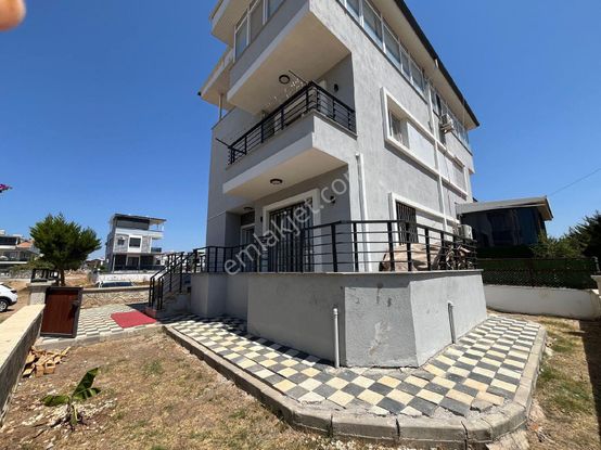 Didim'de Satılık 6 Yıllık 3+1 Villa Efelerde