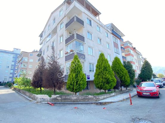 E.g.a Gayrimenkul Bahçelievler Mah. Giriş Kat 3+1 Daire !!!