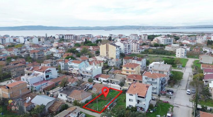 Lapseki Çardak Merkezde Satılık Mahalle İçi İmarlı Arsa