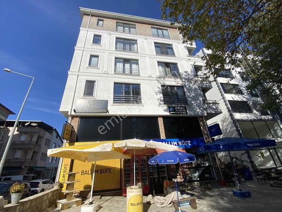 E.g.a Gayrimenkul Akyazı Cadde Üzeri Satılık 1+1 Daire !!!