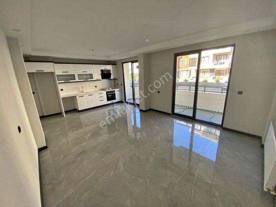 Uytundan Burhaniyede Merkezi Konumda Satılık 2+1 Sıfır Daire