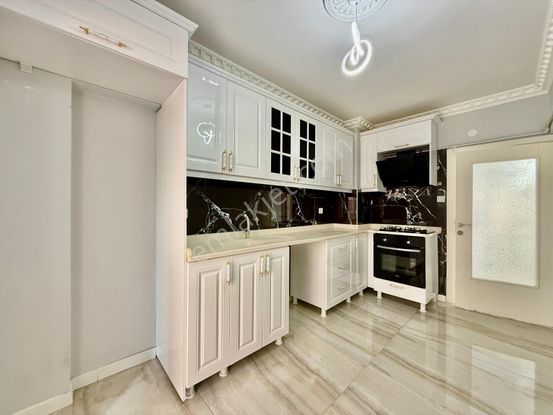 Kalecik Emlak Ofisinden 5'yol Merkezde 1.kat Yapılı 3+1 Lüx Daire