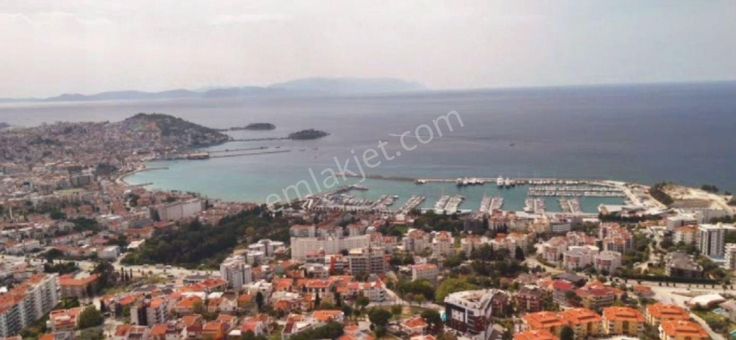 Sahibinden “kuşadası Merkezde, Çağrı Sitesinde Gerçek Fırsat 4+1 Villa! Sahile Yürüyüş Mesafesi •