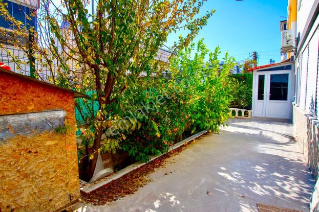 Sezgin Emlaktan Denize 50 Mt Müstakil Bahçe Kullanımlı 3+1 Daire