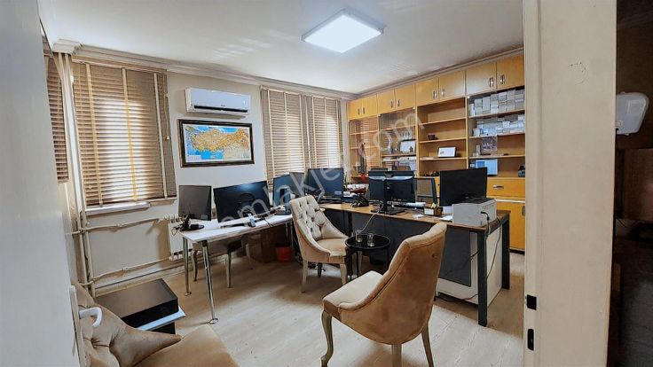 Acil Acil Tren İstasyonu Dibi Köşe Başı Her İşe Uygun İşyeri