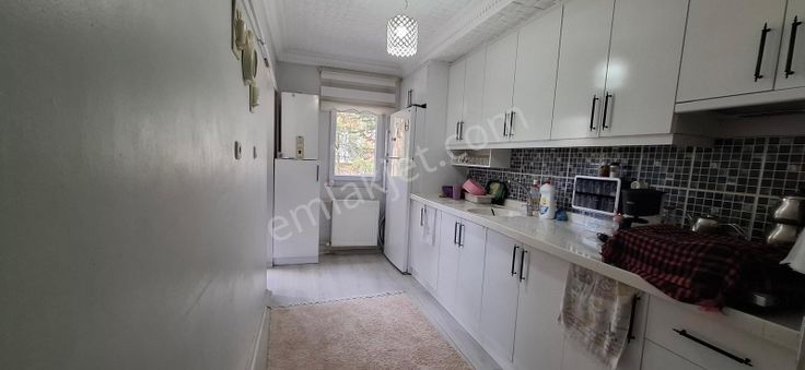 Etimesgut Topçuda 14. Cadde Ve Tren İstasyonu Yakını 3+1 Daire