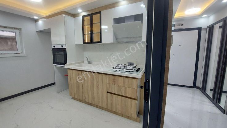 Elvan Da Eryaman Tren Garının Dibi Utra Lüks 3+1 Daire