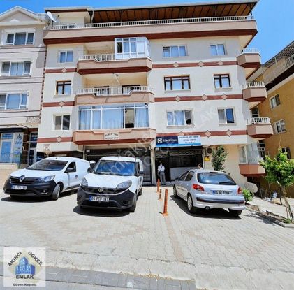 Acil Atakent'te 1512 Cad. Üzeri Depolu Her İşe Uygun Kiracılı İşyeri