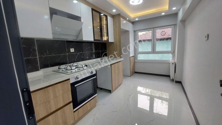 Etimesgut Etiler De Tren İstasyonu Dibi Utra Lüks 3+1 Satılık Da