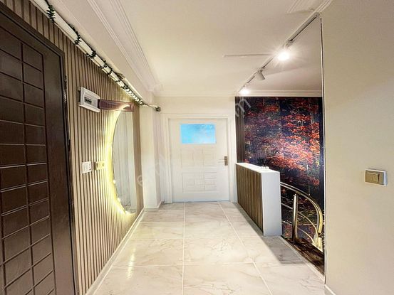 Mehterçeşme Mahallesinde Yüksek Giriş Dubleks Daire