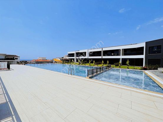 Kadınlar Denizi Mevkii Butik Site 2+1 Ebeveyn Banyolu