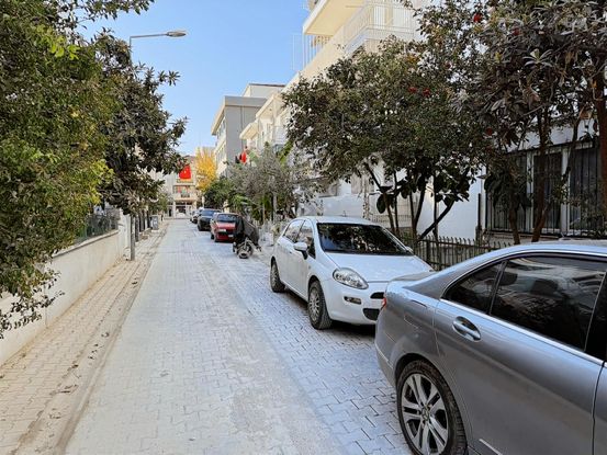 Şehir Merkezinde 3 Katlı 3 Adet 2+1 Daire