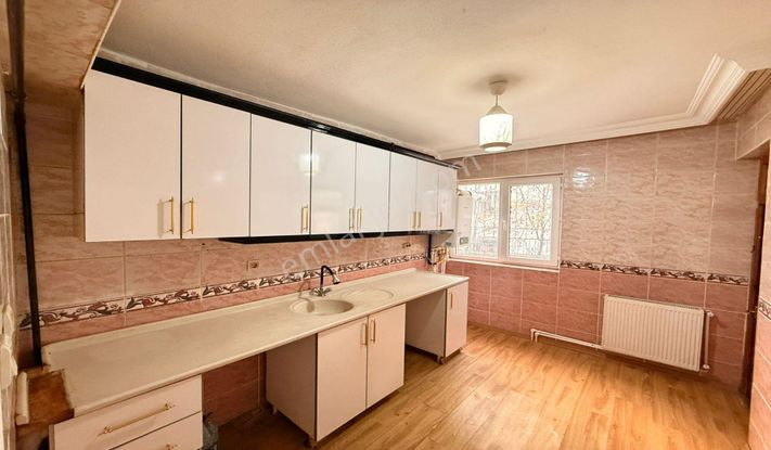 Kuşcağız Kapalı Pazar Yakını 3+1 Giriş Kat Konumunda Uygun