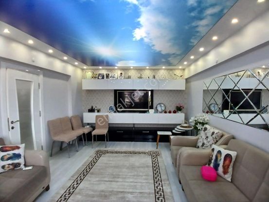 Seba'dan Kemalpaşa Mh Satılık Tadilatlı 3+1 135m2 Çift Balkonlu Daire