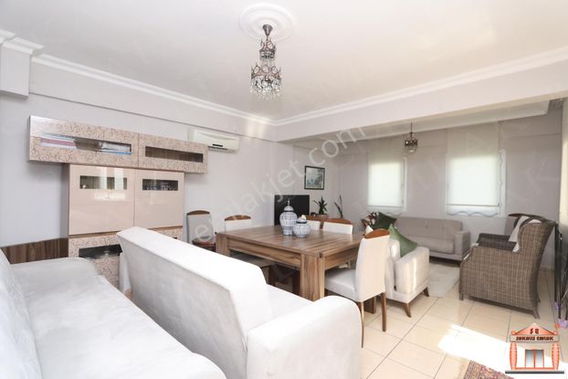 S-a-k-a-l-l-ı-dan Turgutreiste Merkeze Yakıneşyalı Kiralık Daire