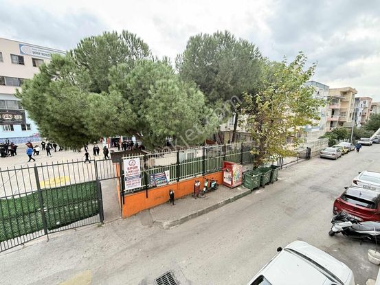 Arap Hasan Mah. 3+1 Şerif Remzi Okulu Karşısı 2. Kat Daire