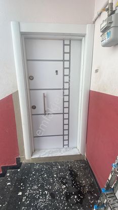 Gül Emlaktan Çarşı Merkezde Satılık Daire