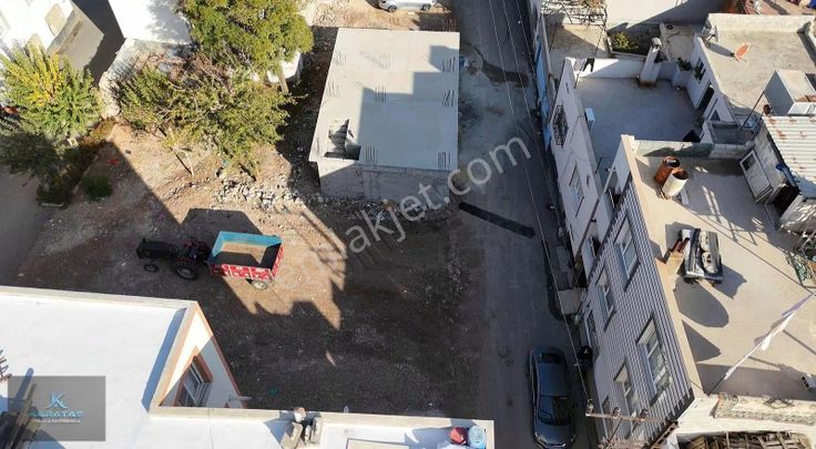 Barış Mahallesinde Fen Lisesi Civarında Satılık 156 M2 Arsa