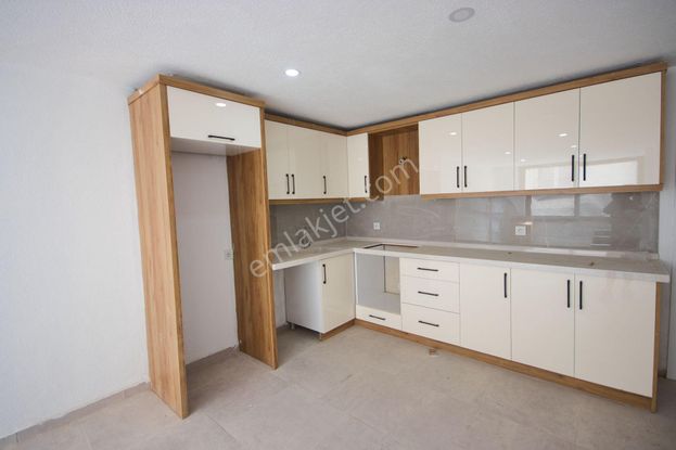 🛑🛑aktif'ten Fırsat Satılık Bölgenin Kelepir Kullanışlı Ön Cephe 3+1 Ters Dublexi