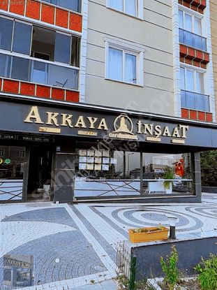 Akkaya İnşaatan Parka Cephli Köşe Başı 359m2
