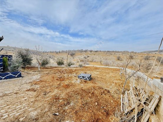 Gazikent Burak Tapulu Şehre 3km Mesafede Bağ Evi