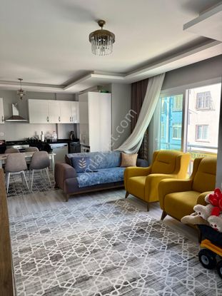 Yeşilyurt Hediye Sultan 2+1+80m2+ful Yapılı+doğalgaz+geniş Oturum