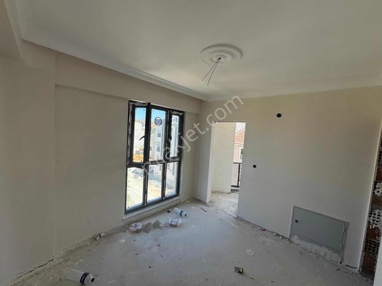 Ulucan'dan İnegöl Kozluca Yolunda Satılık 2+1 Daire