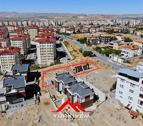 Bahçelievler Mh. 738 M2, Konum Avantajlı Temiz Parsel !!!