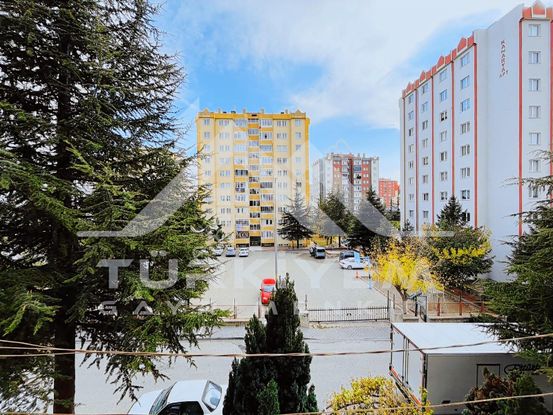 İldem 3 Tramvay Yakınında Ara Kat İldem A Dairesi