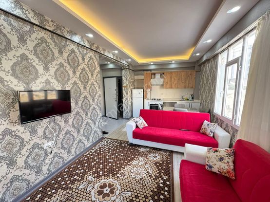 Cadde Seyran'dan Satılık Ful Eşyalı Yatırımlık 1+1