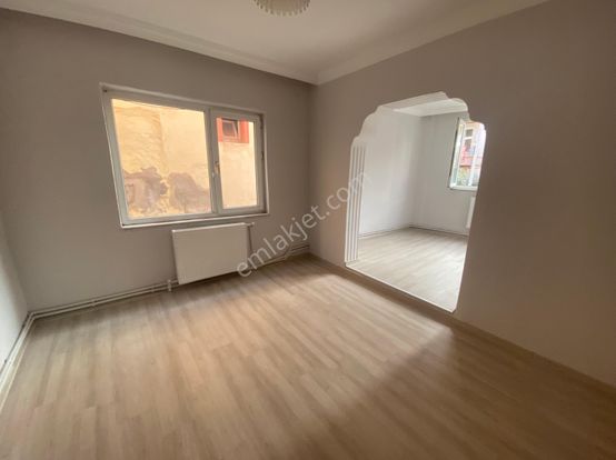 Numune Hastanesi Karşısında 1+1 Kiralık Doğalgazlı Daire