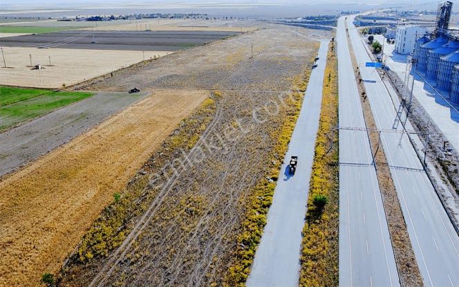 Konya Altınekin Girişinde Kavşağa Yakın 166 Dekar Satılık Tarla