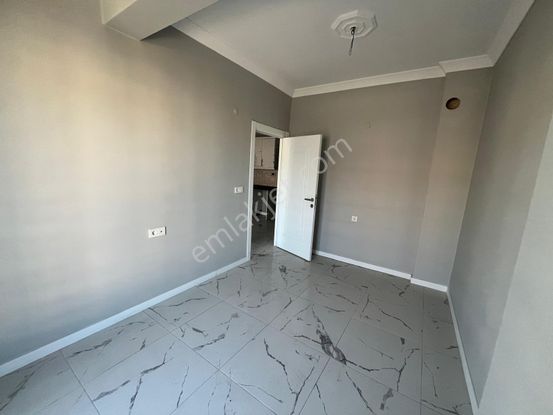 Gop Mah Adliye Yakını 1+1 Satılık Daire Ara Kat Yatımlık