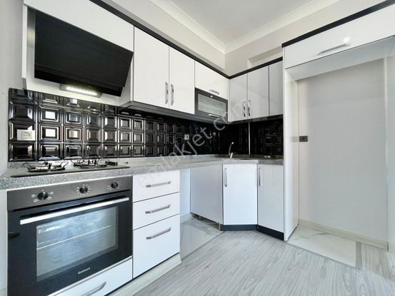 Berkay Demirel'den Akçayda Ebeveyn Banyolu Sıfır 3+1 Dubleks