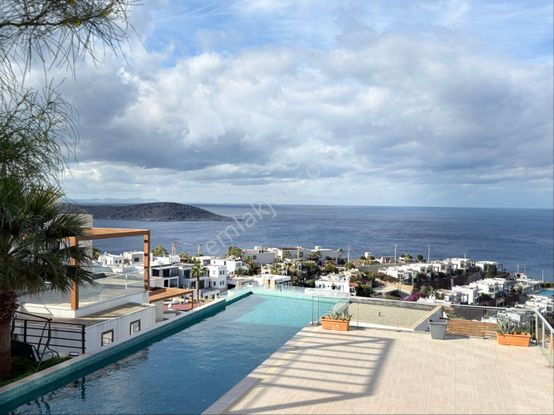 Bodrum Koyunbaba'da Satılık 3+1 Bahçe Kati Dubleks