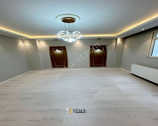 Merkezi Konum Da 3+1 Krediye Uygun Kapalı Havuza Yakın Full Dekorlu Daire