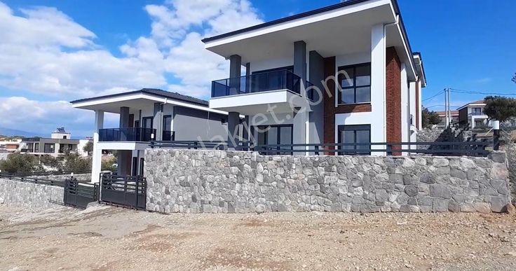 Rw Nefes' Ten Pelitköy' De Denize Sıfır 3+1 Lüx Villa