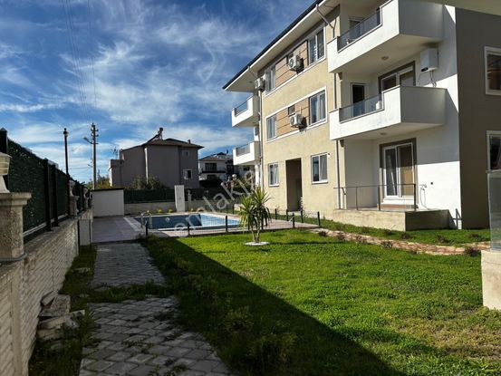 Dost Emlaktan Söğütlüyurtta Siteli Havuzlu 2+1 Satılık Daire