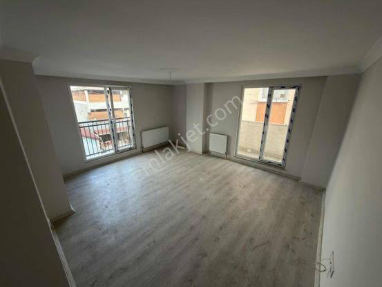 Çayırova İnönü Mah Satılık Sıfır Geniş 3+1 Arakat Daire