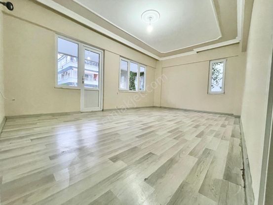 Berkay Demirel'den İkizçayda Denize 300 Metre 2+1 Daire