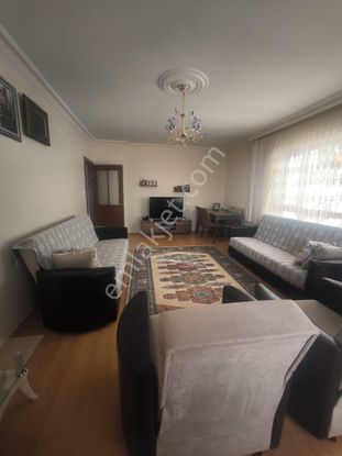 Pursaklar Mehmet Zengin Emlak'tan Merkezde, Bağımsız Salon, Masrafsız, 3.kat 3+1 Daire