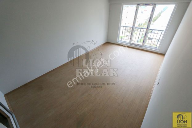 ⬛🟨 Erdek Atatürk Mahallesi'nde Satılık 2+1 Lüks Tasarım Sıfır Daire🟨⬛