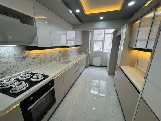 Sincan Pınarbaşı Mh De 3+! Bağımsız Katta Full Yapılı Kilerli Daire