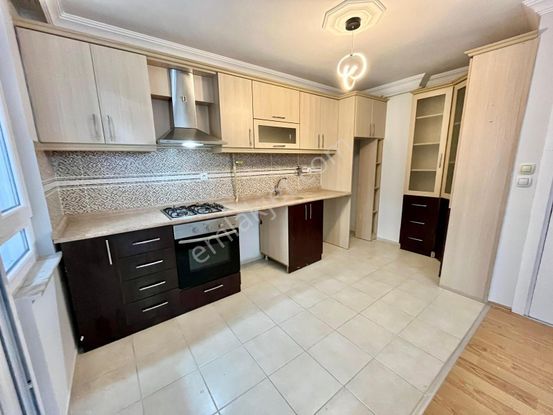 Gümüş'den Altınkumda Geniş Kapalı Balkonlu Masrafsız 2+1 Daire