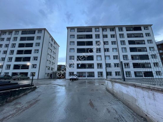 Emniyet Müdürlüğü Yanında 2+1 Eşyalı Kiralık Daire *** Burcu Emlak